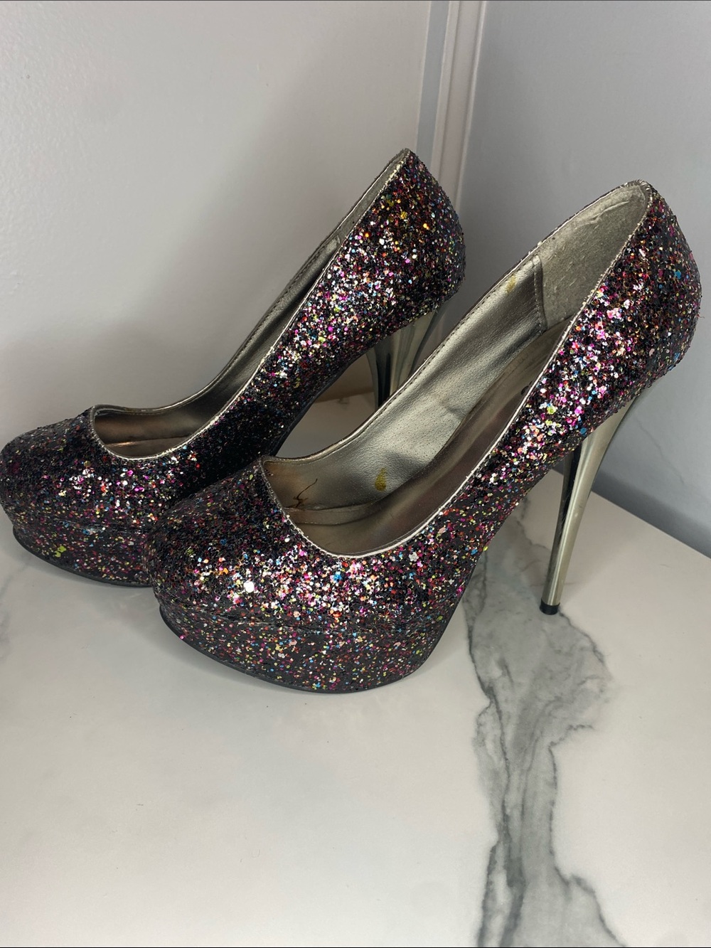 Charlotte Russe Multicolor Glitter Platform Stilettos with Silver Heels - size 7